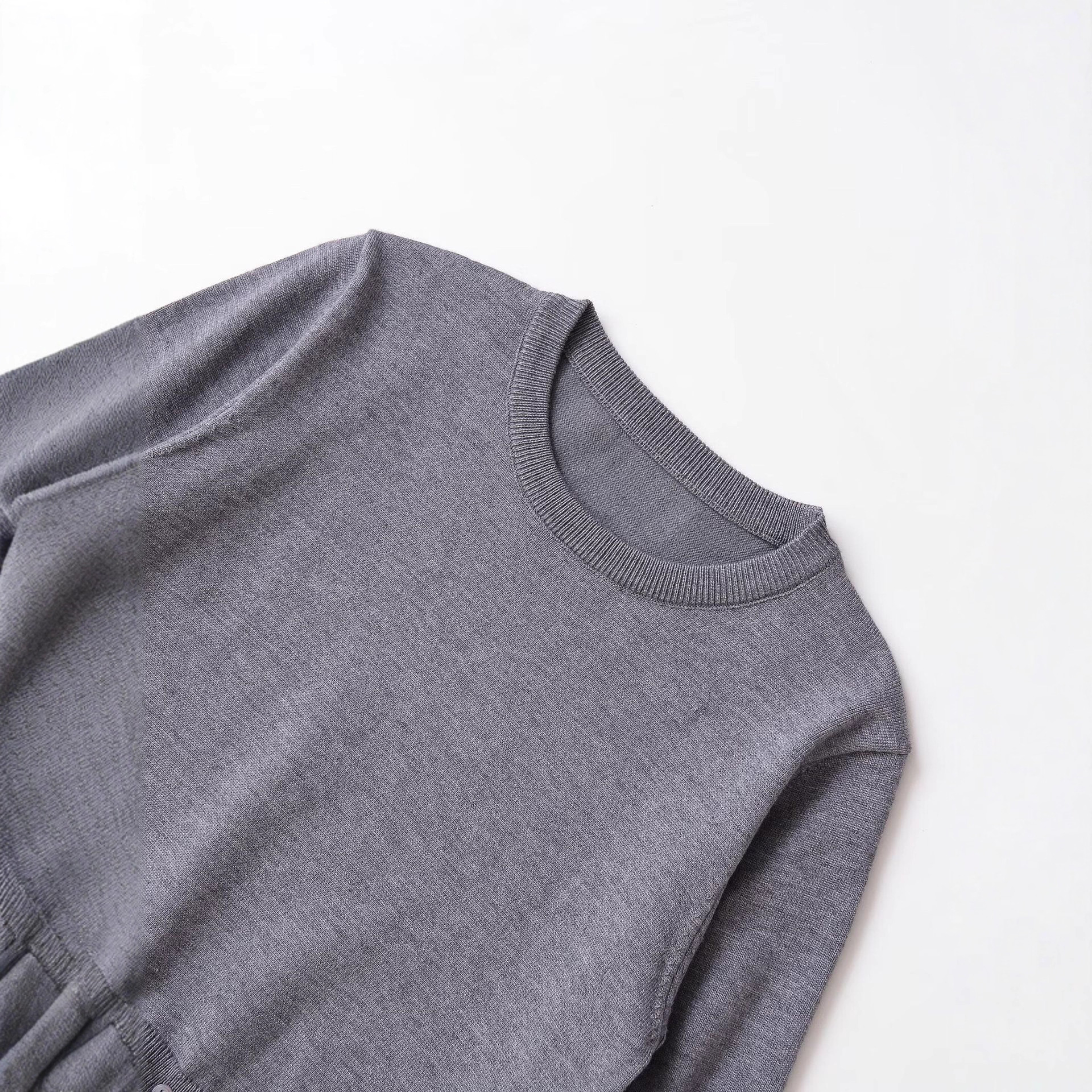 Women's Button-Detail Detachable Long-Sleeve Knit Top