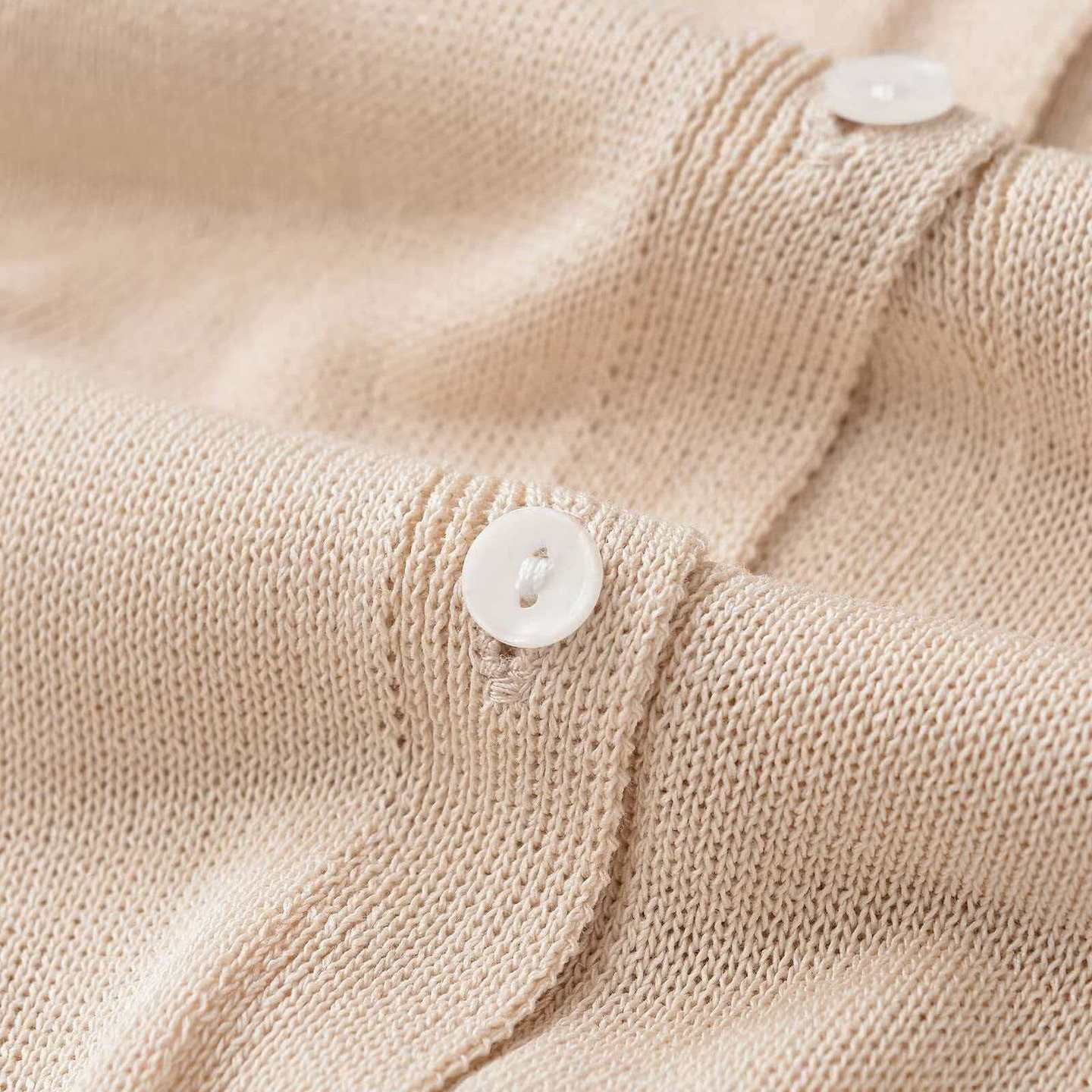 Women's Beige Long Sleeve Knit Cardigan Polo Collar Simple Commuter Style