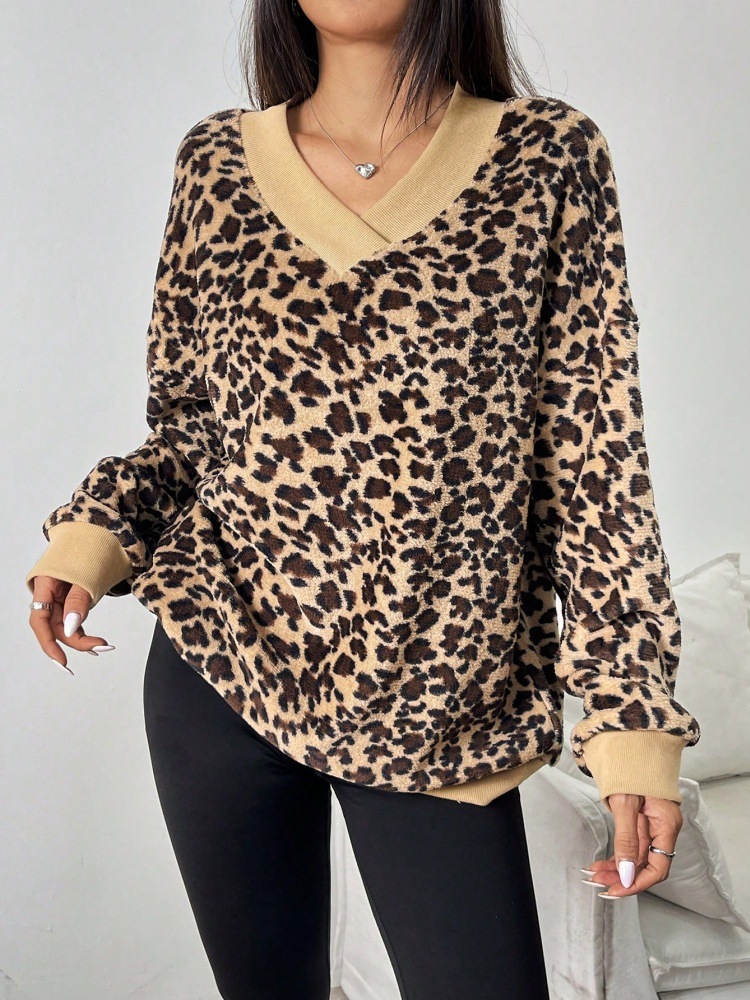 Women's V-Neck Leopard Print Fuzzy Pullover Sweatshirt