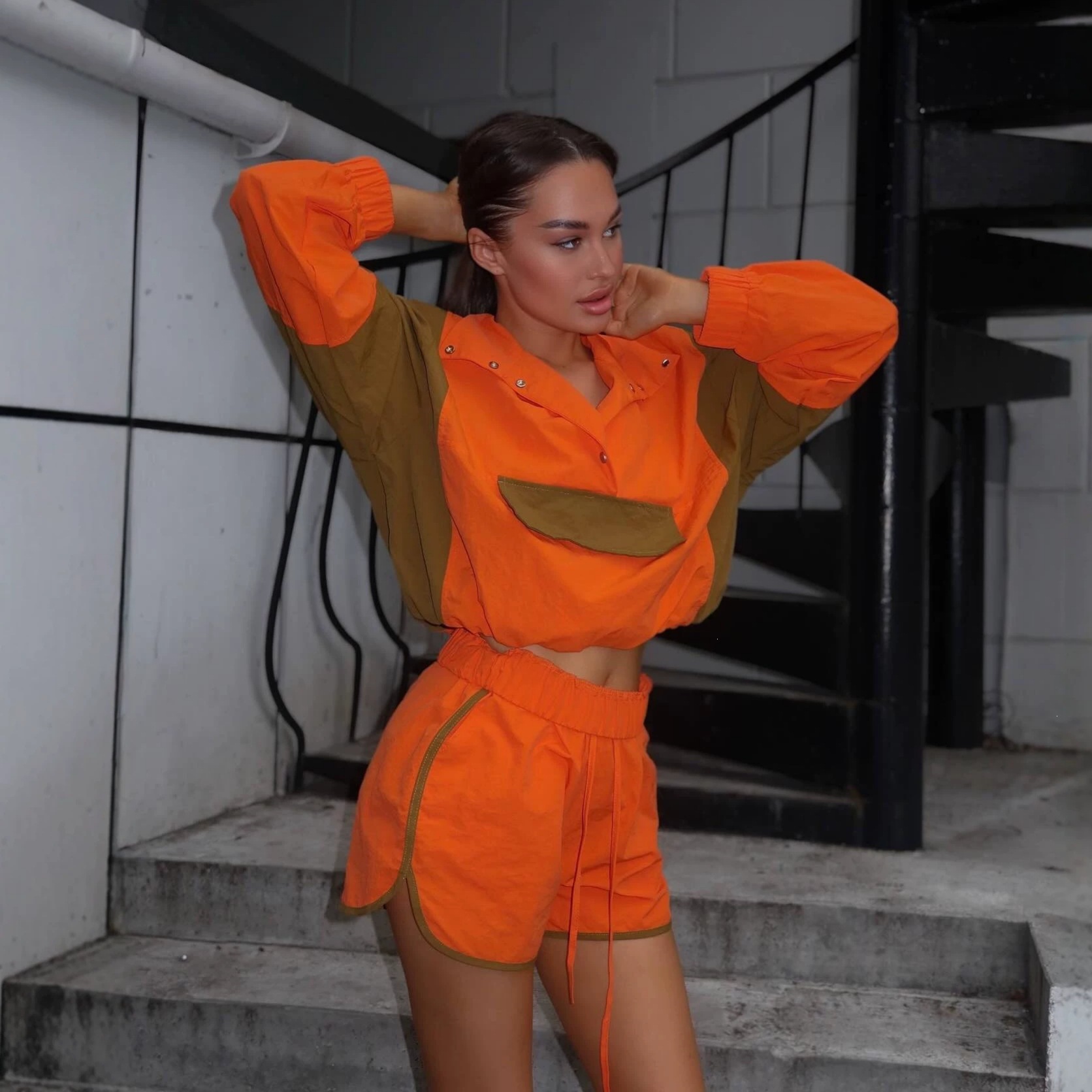 Colorblock Two-Piece Lightweight Stand Collar Drawstring Jacket and Elastic Waist Shorts Set