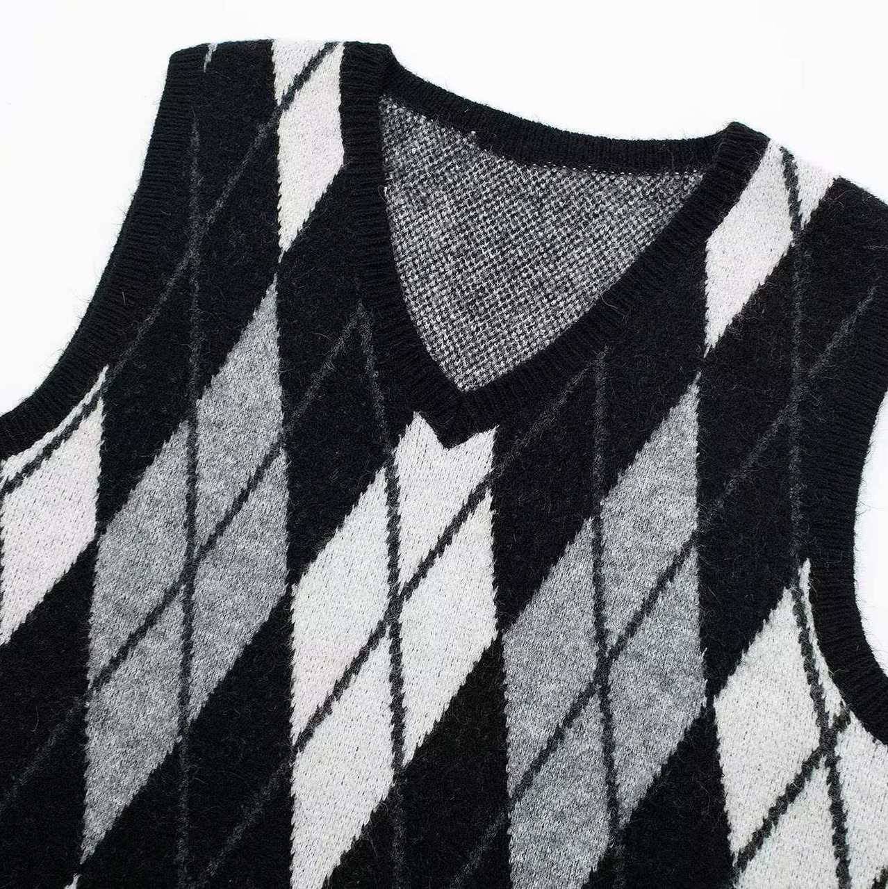Women's Retro Argyle V-Neck Sleeveless Knit Dress