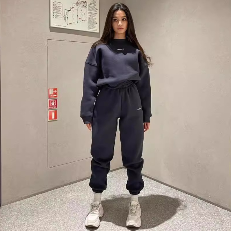 Women's Casual Sweatshirt and Pants Two-Piece Set