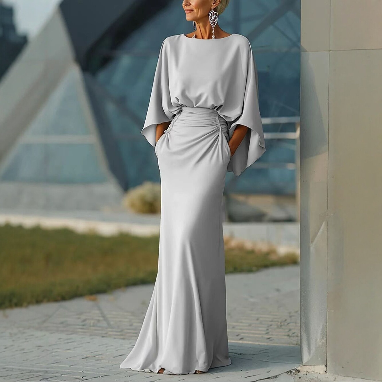 Elegant Open-Back Ruched Long Dress with Pockets