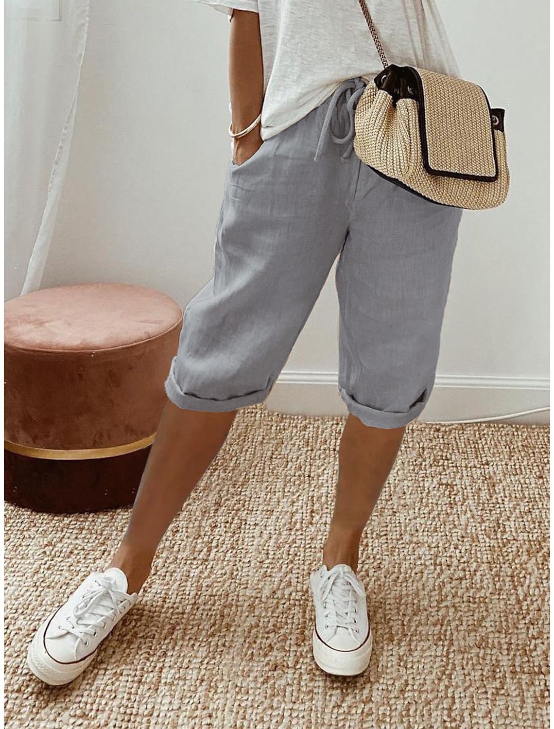 Women's Cotton Linen Elastic Waist Casual Shorts with Pockets