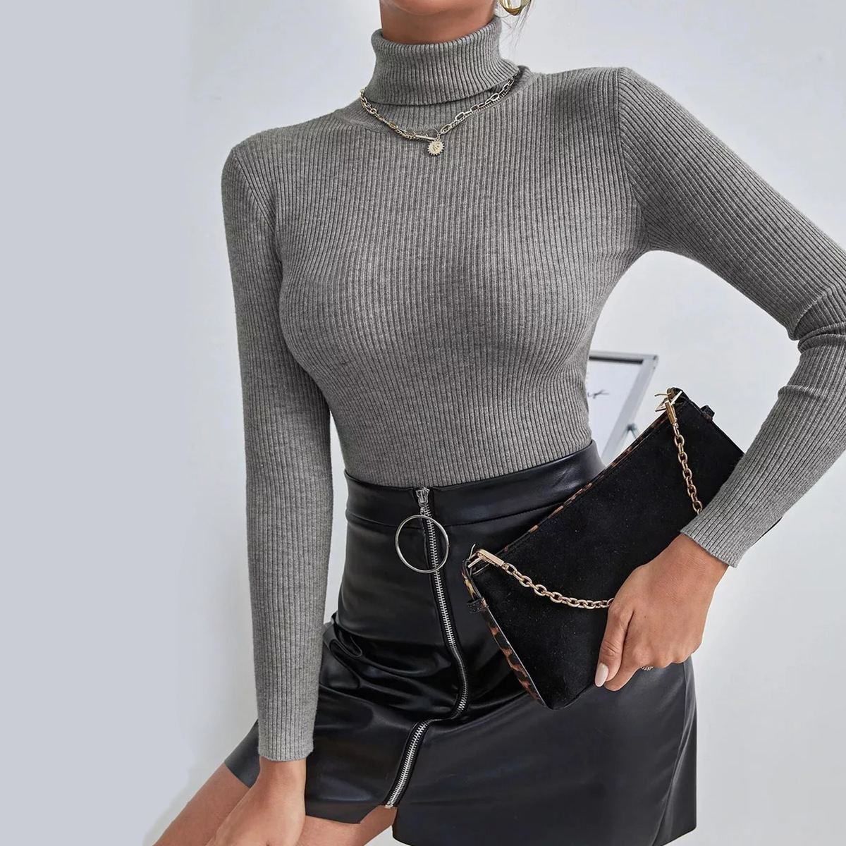 Slim Fit Turtleneck Knit Pullover Sweater