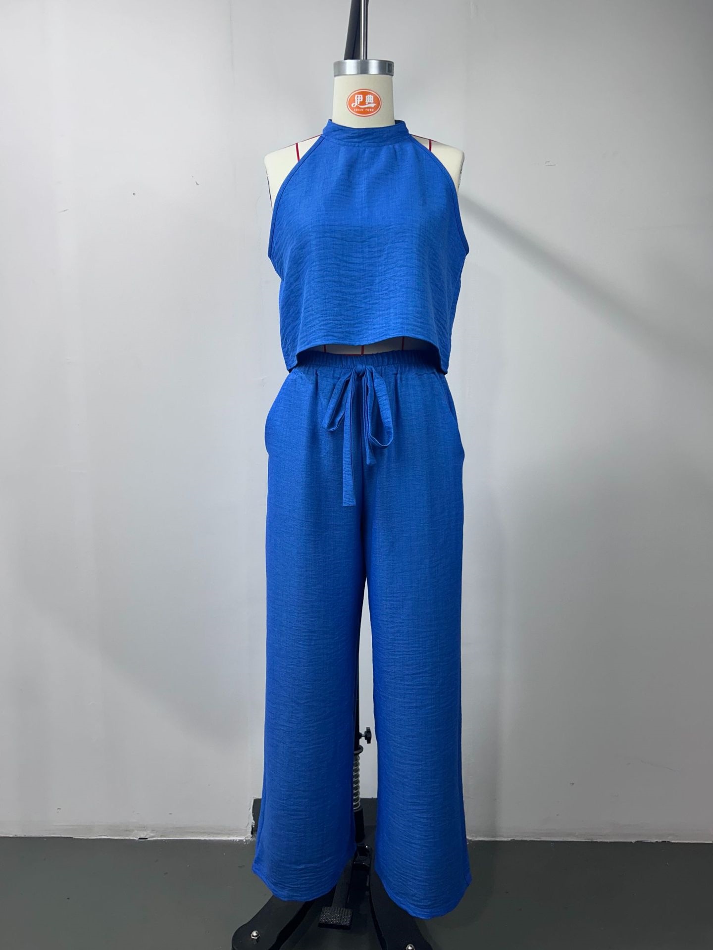 Women's Halter Sleeveless Crop Top and Wide-Leg Pants Set Casual Two-Piece