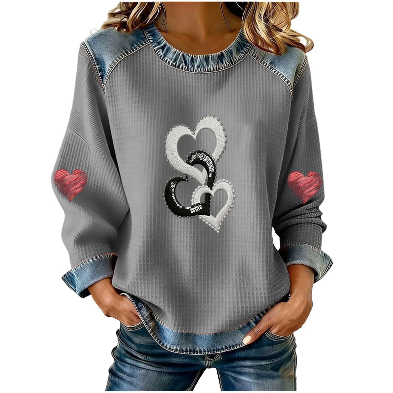 Women's Heart Print Crewneck Sweatshirt