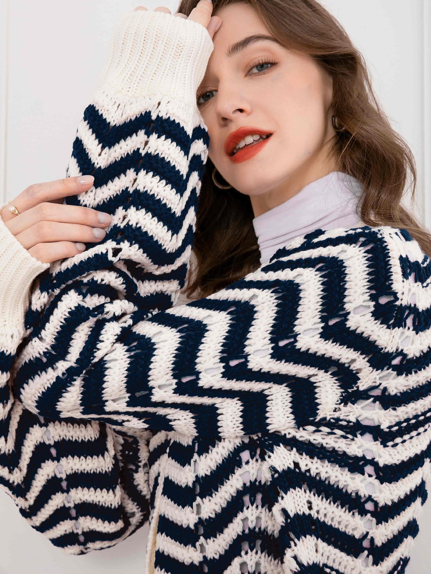 Retro Striped Knit Cardigan V-Neck Button Short Long-Sleeve Hollow-Out Sweater