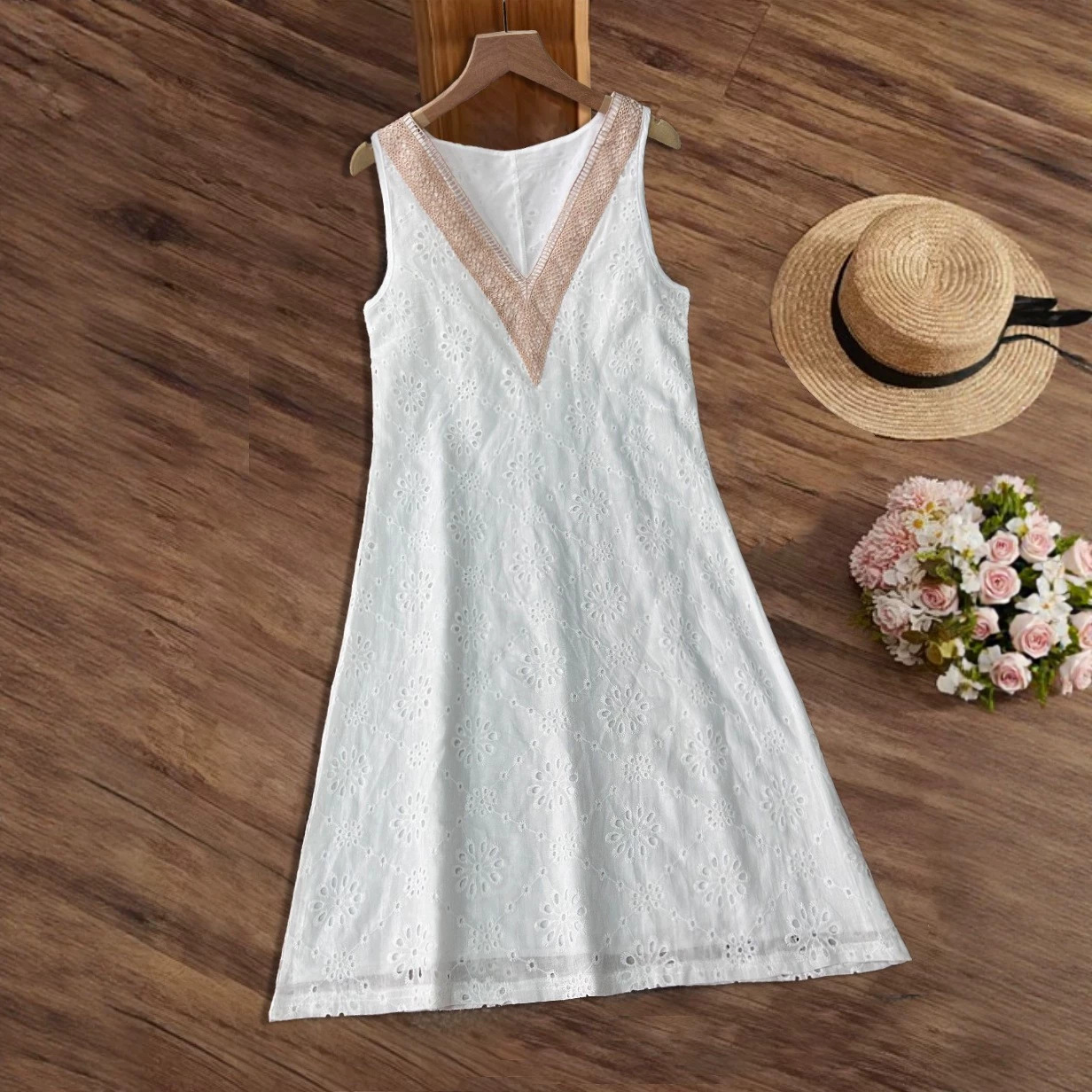 White Lace Short Sleeve Hollow Out Casual Dress