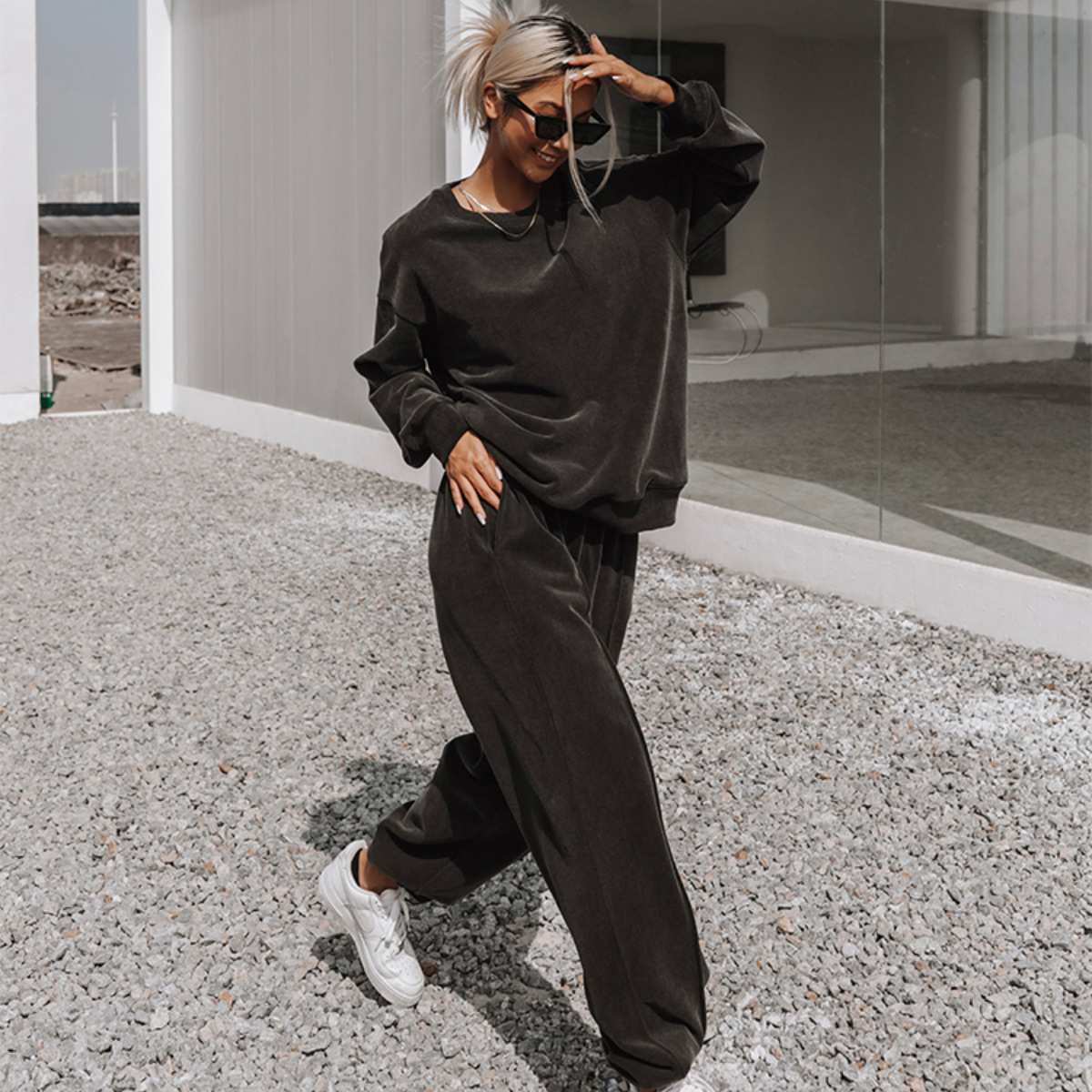 Women's Loose Casual Sweatshirt and Pants Two-Piece Set