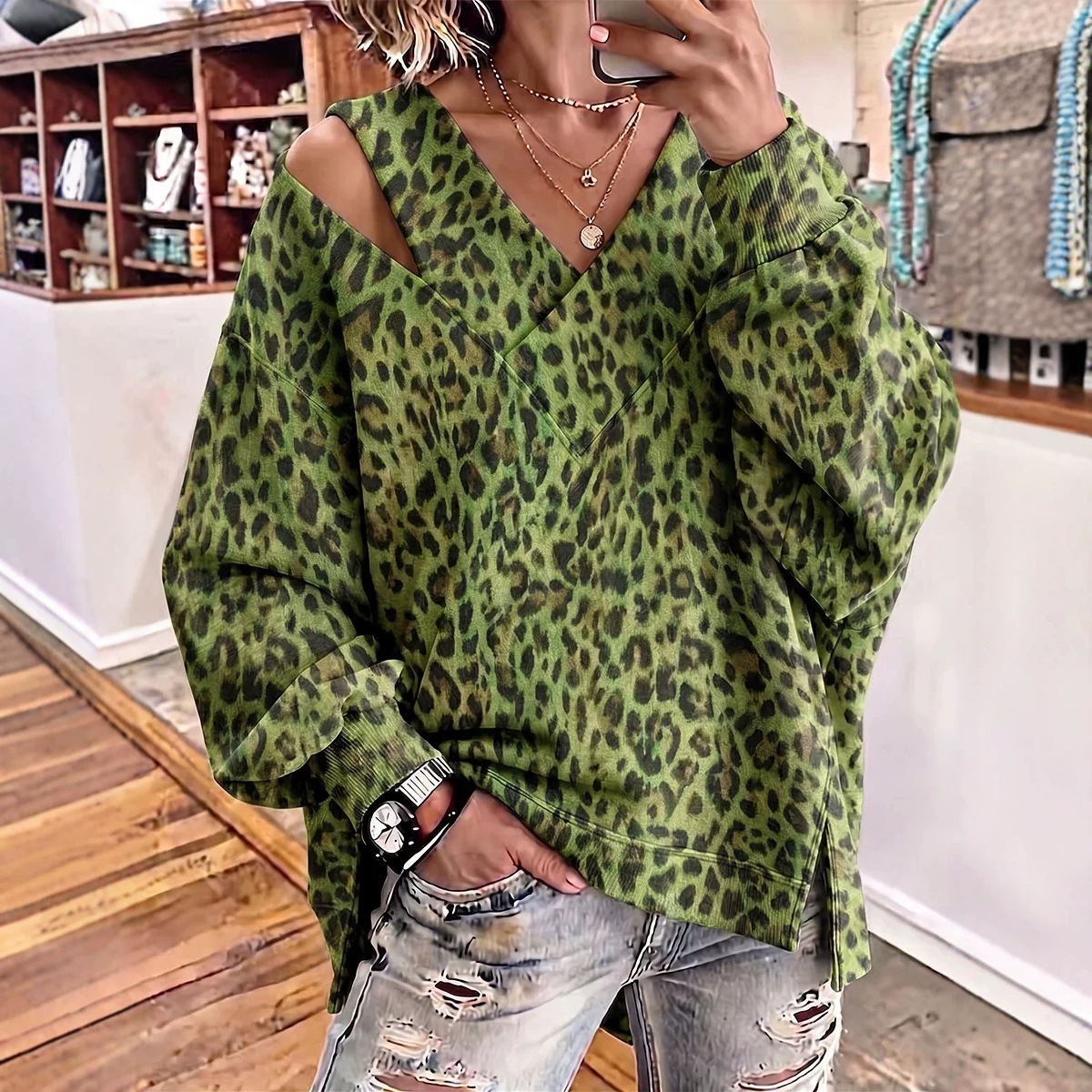 Women's V-Neck Leopard Print Long-Sleeve Sweatshirt