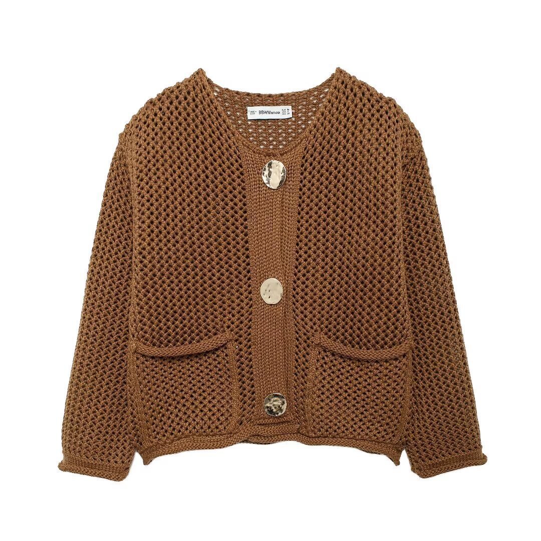 Women's Solid Color Button-Up Knit Cardigan with Pockets Crew Neck Long Sleeve Chunky Sweater Coat