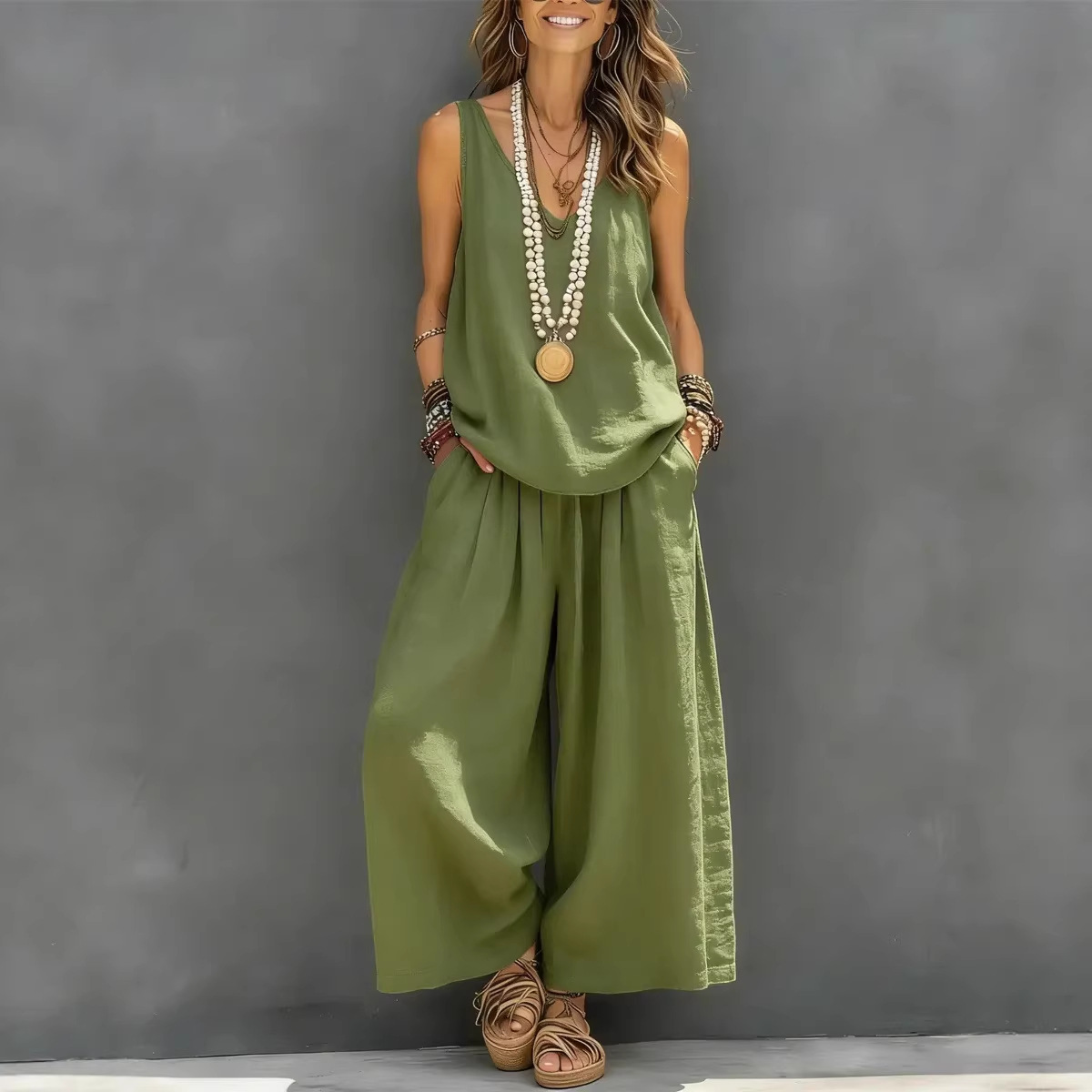 Solid V-Neck Sleeveless Tank Top Two-Piece Set