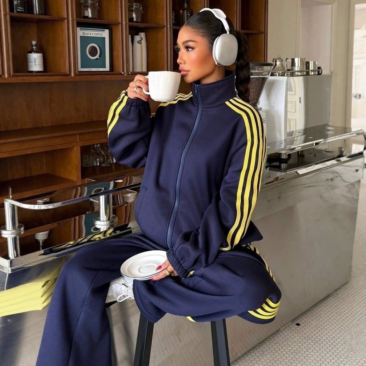 Women's Cotton Colorblock Striped Tracksuit with Zip-Up Cropped Jacket and Wide-Leg Pants