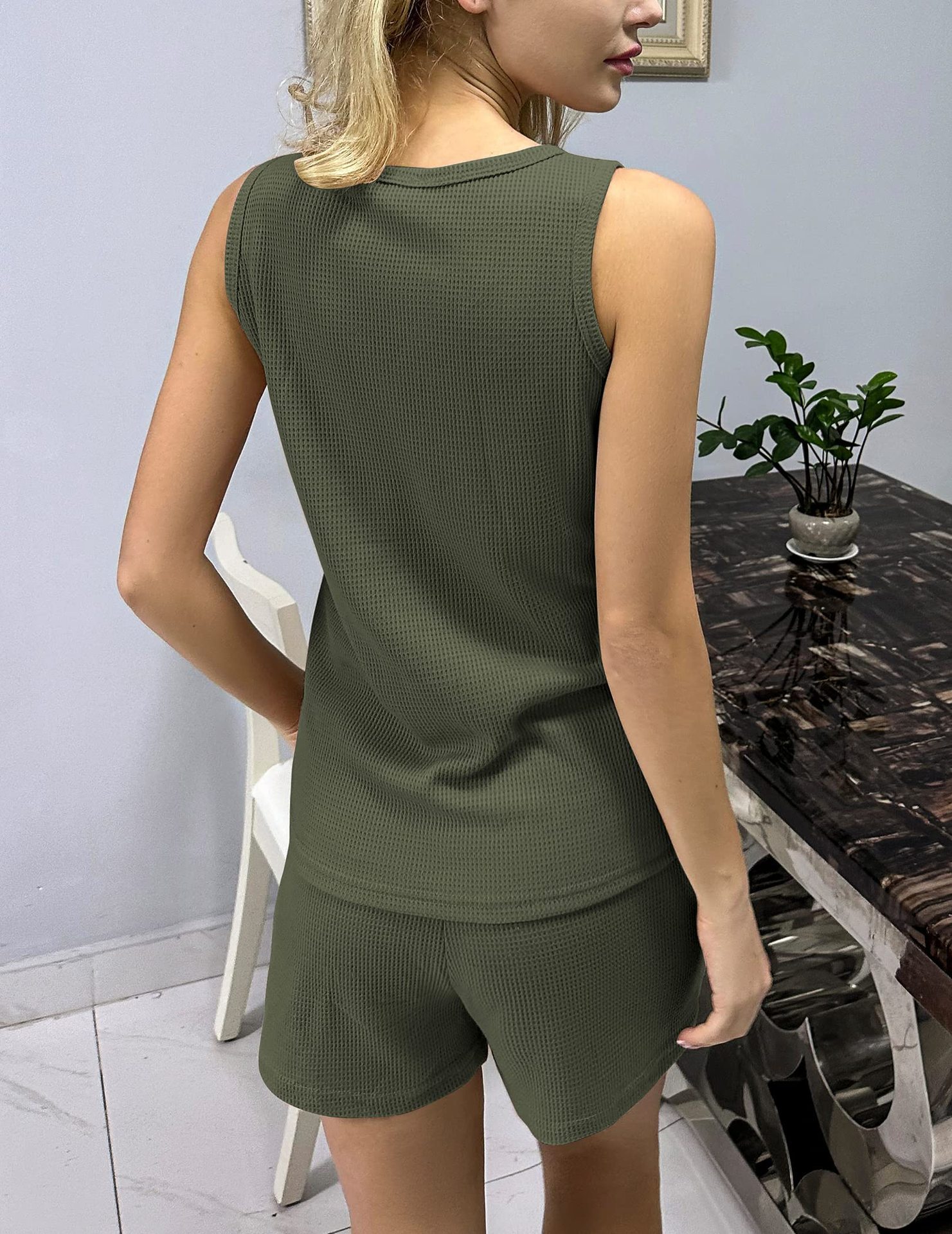 Women's V-Neck Tank Top and Shorts Set Waffle Knit Loose Casual Sportswear