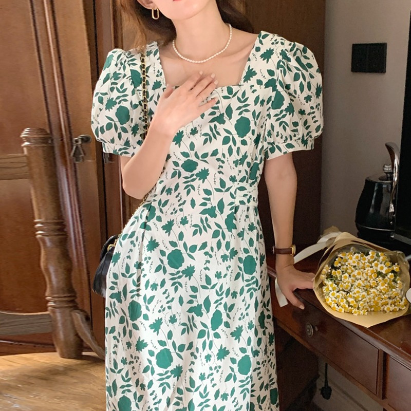 Daisy Floral Tie-Waist Midi Dress with Square Neck and Puff Sleeves