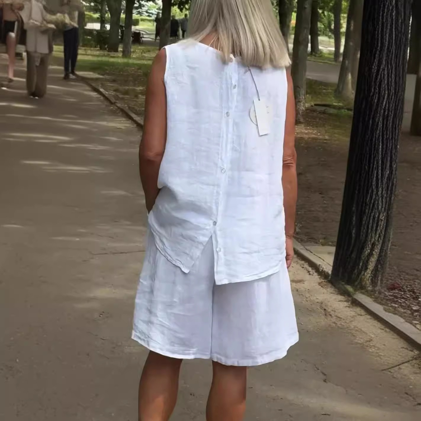 Women's Cotton Linen Sleeveless Round Neck Top and Shorts Casual Set