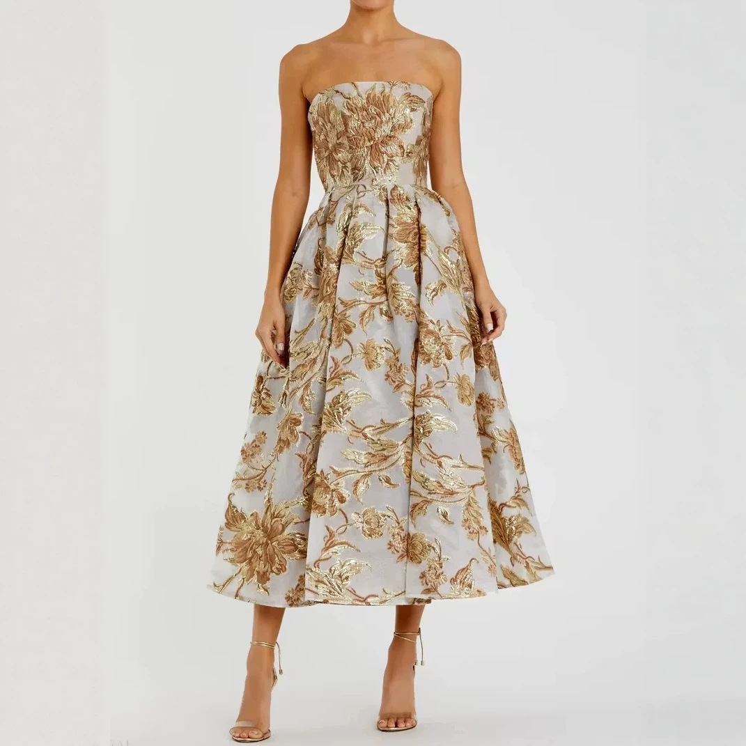 Strapless Floral Print Maxi Dress with Fitted Waist and Flared Skirt
