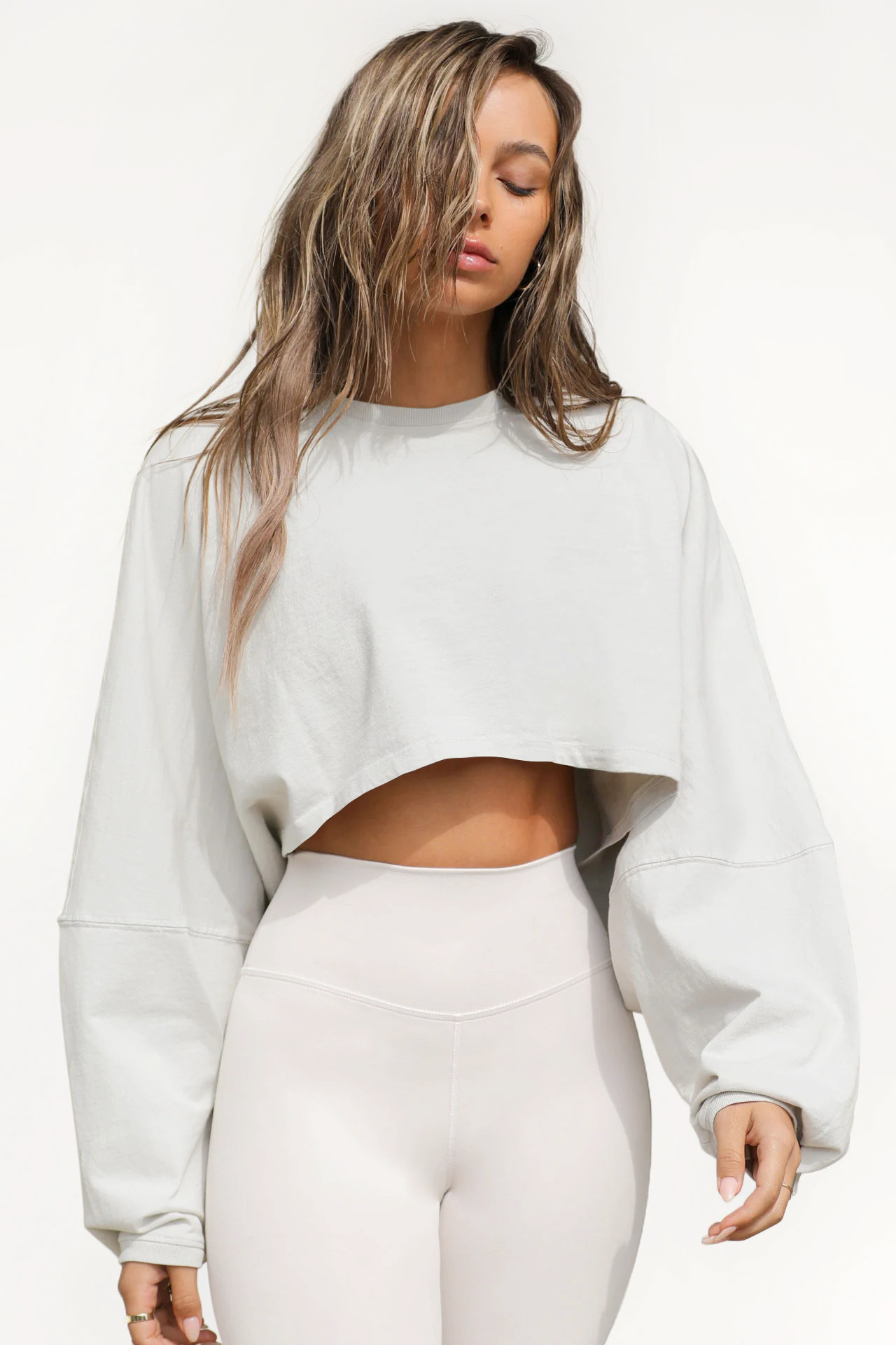 Women's Cropped Crewneck Sweatshirt Knit Long Sleeve Top