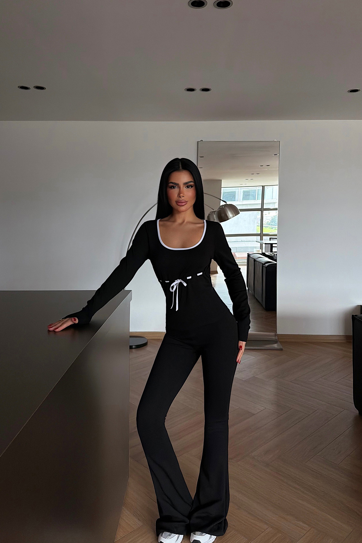 Women's Long Sleeve Drawstring Top and Floor-Length Pants Two-Piece Set