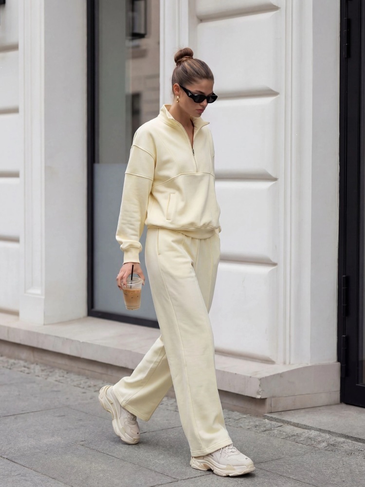 American Retro Half-Zip Stand Collar Sweatshirt & Wide-Leg Pants Set