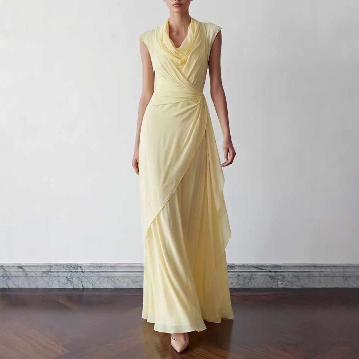 Women's Draped Neck Sleeveless Ruched Chiffon Maxi Dress