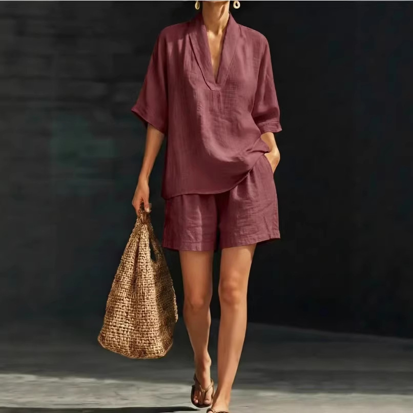 Women's Casual V-Neck Short Sleeve Two-Piece Set with Shorts