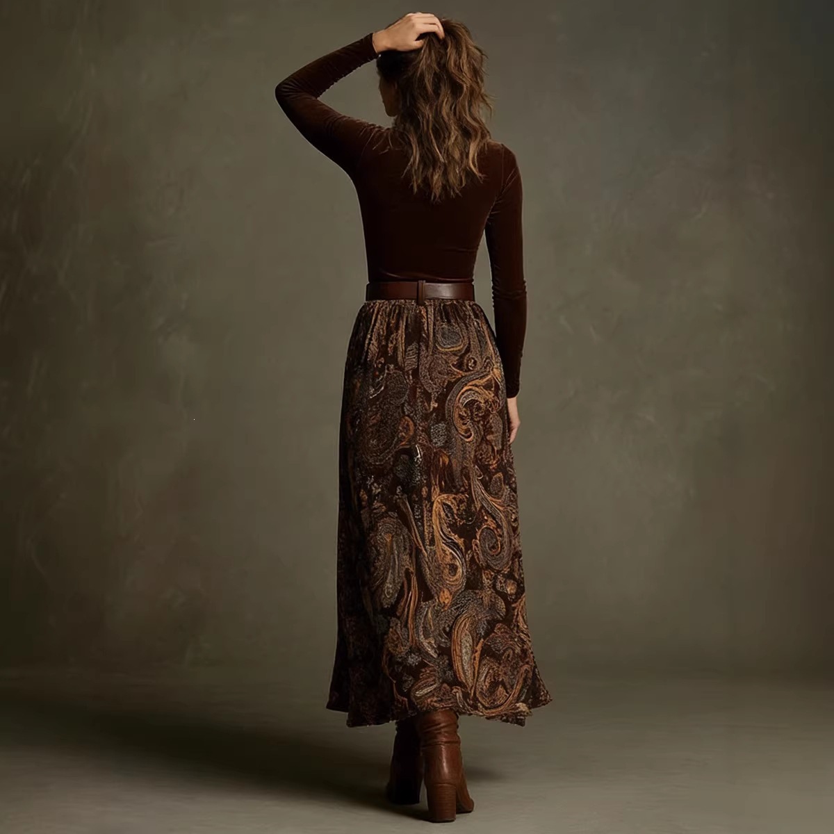 Slim-Fit Top & Vintage Floral Maxi Skirt Set with Belt