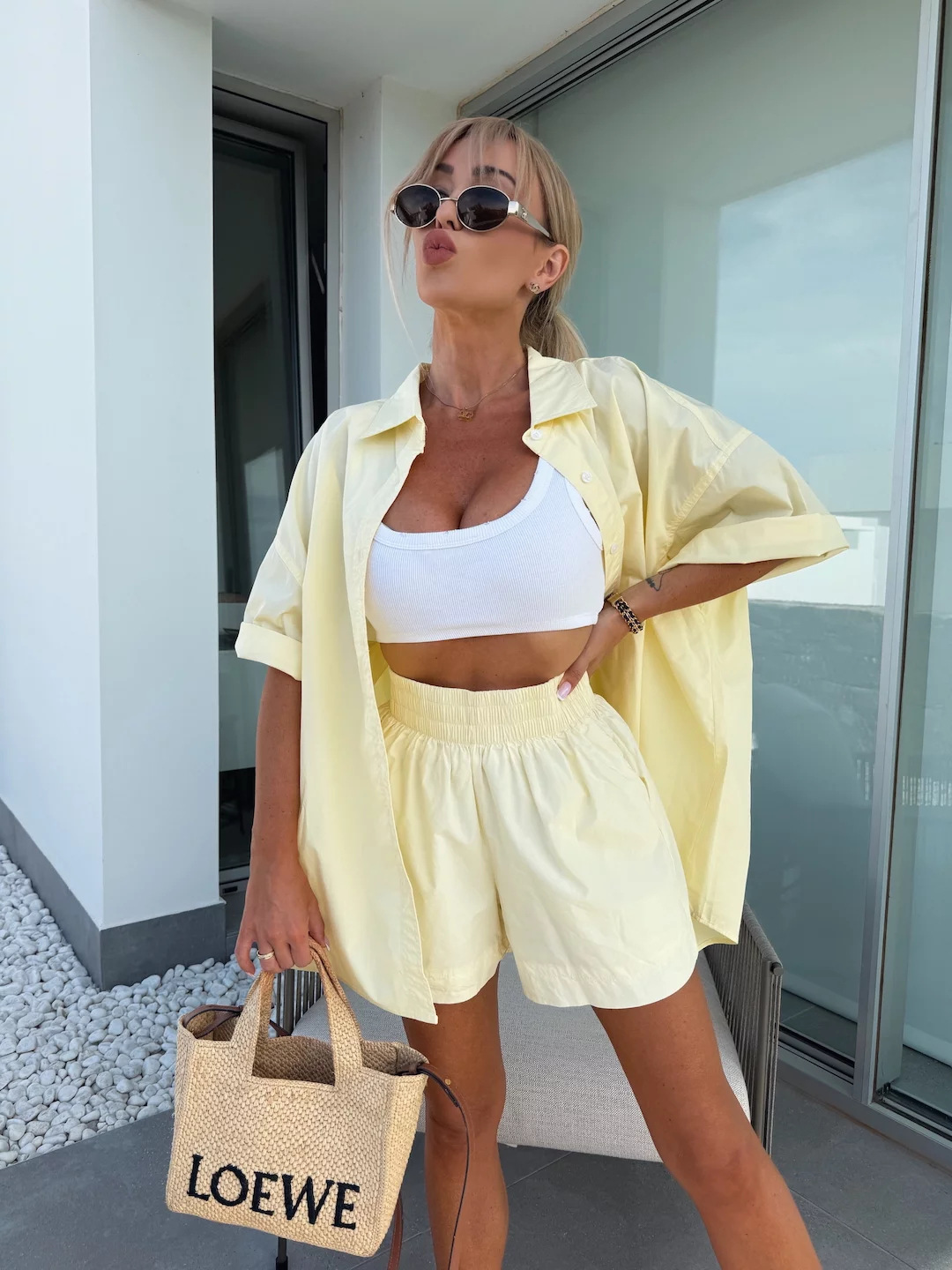 Women's Casual Two-Piece Set Solid Short-Sleeve Shirt & Elastic Waist Shorts