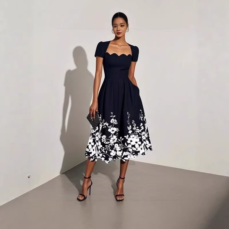 Women's Short Sleeve Square Neck Midi Dress Digital Print A-Line