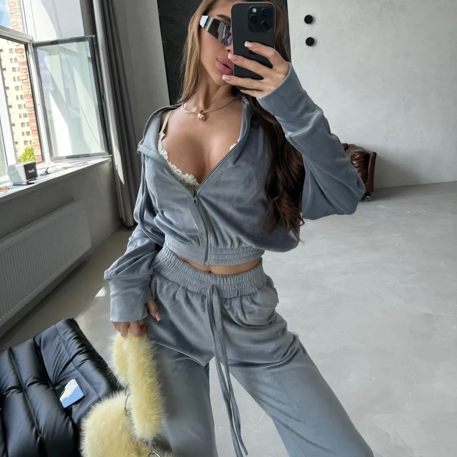 Women's Velvet Hooded Zip-Up Jacket & Drawstring Wide-Leg Pants Set