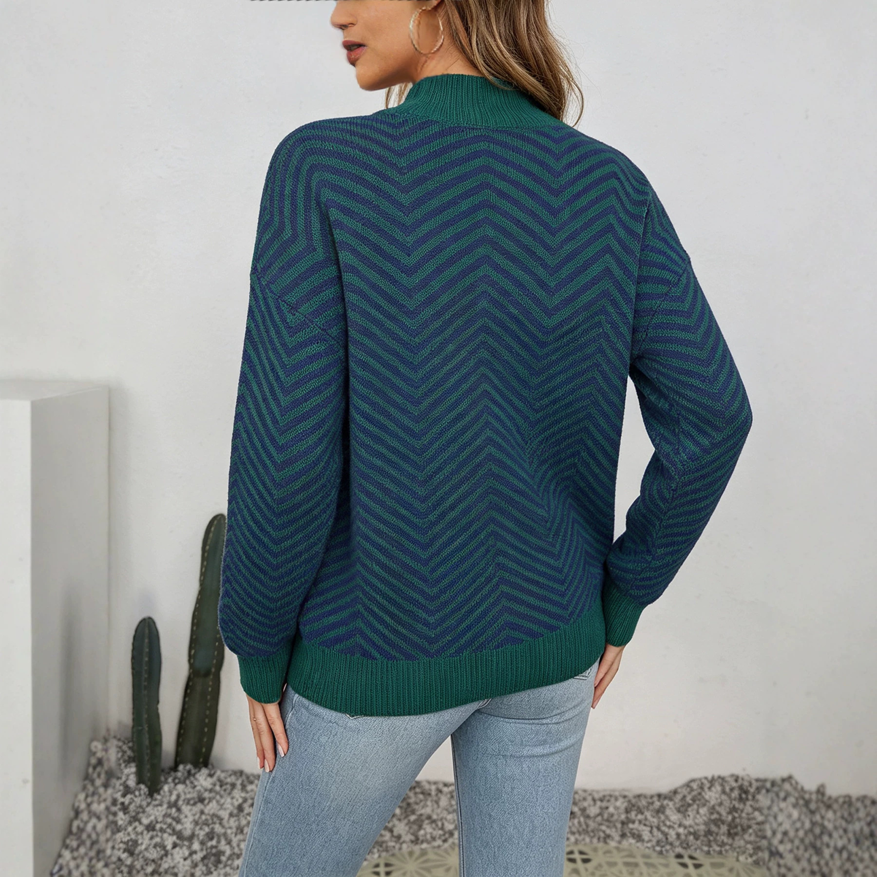Women's Striped Crewneck Pullover Sweater Soft Warm Knit Top