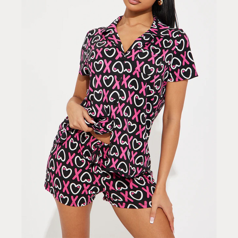 Women's Cuban Collar Lip and Heart Print Short Sleeve Shirt Set
