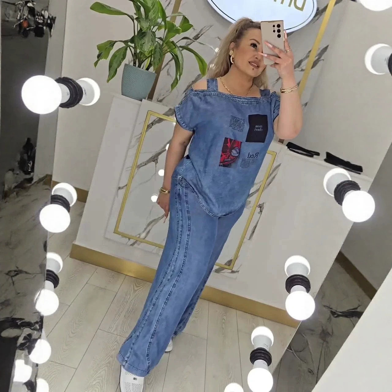 Women's Off-Shoulder Short-Sleeve Top & Wide-Leg Pants Set with Vintage Print