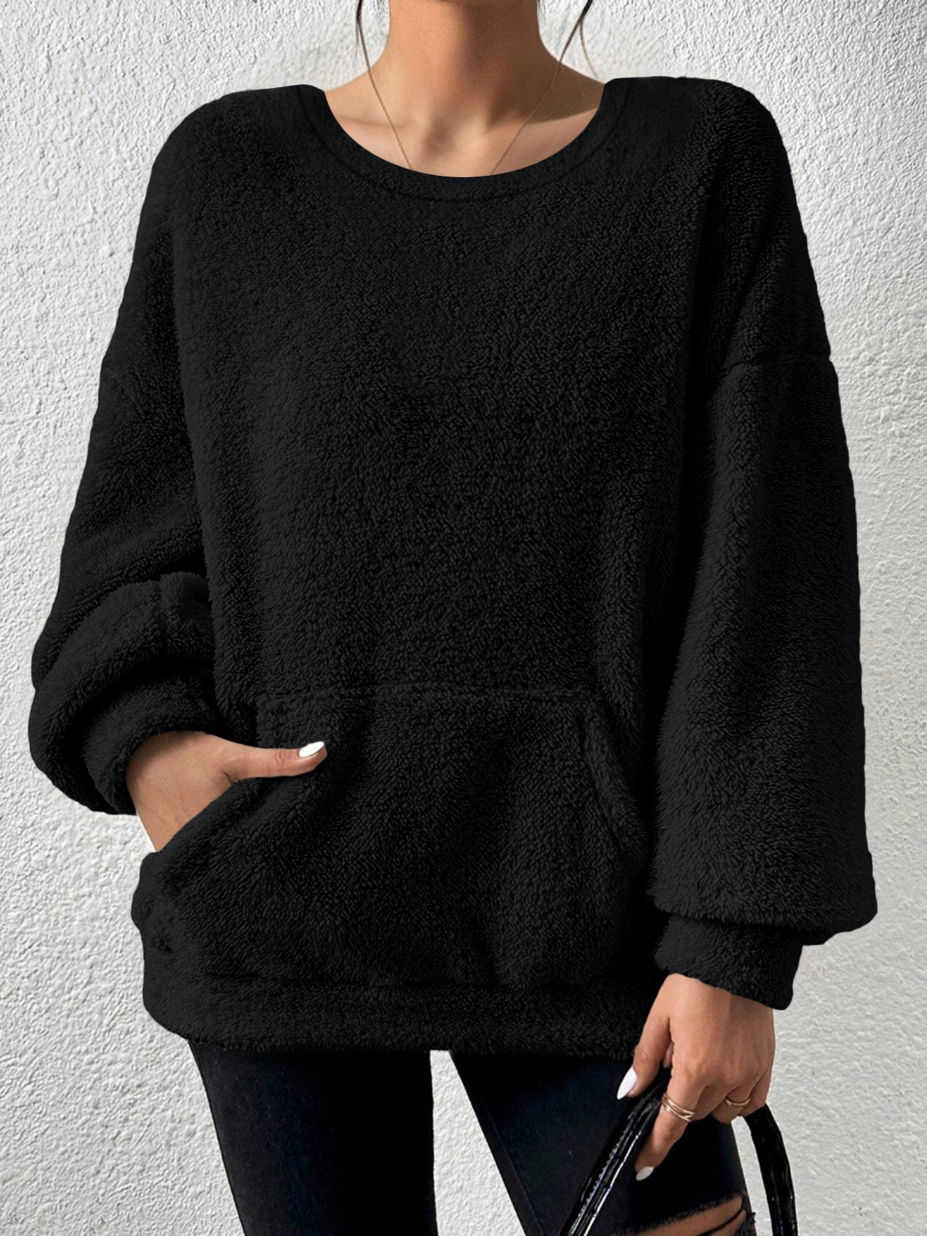Solid Crewneck Long-Sleeve Pocket Pullover Sweatshirt