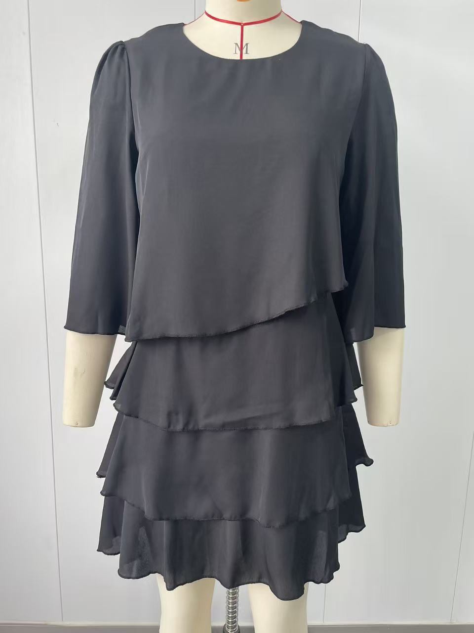 Women's Tiered Cake Dress Round Neck Loose Fit Midi Dress