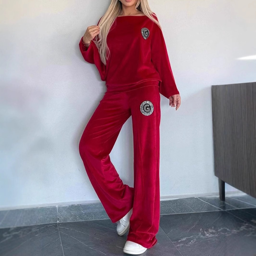 Women's Velvet Two-Piece Set with Round Neck and Batwing Sleeves