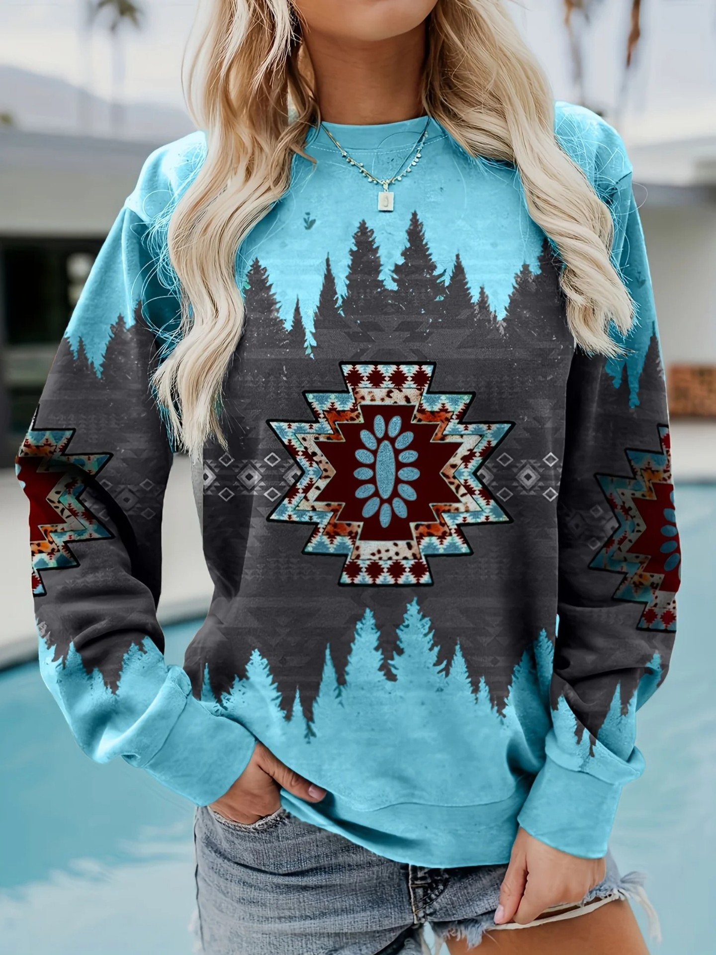 Women's Bull Head Paisley Print Crewneck Sweatshirt