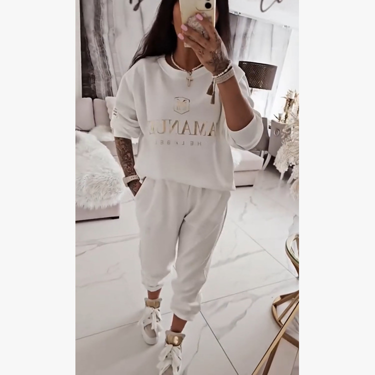 Women's English Print Two-Piece Sweatsuit Set