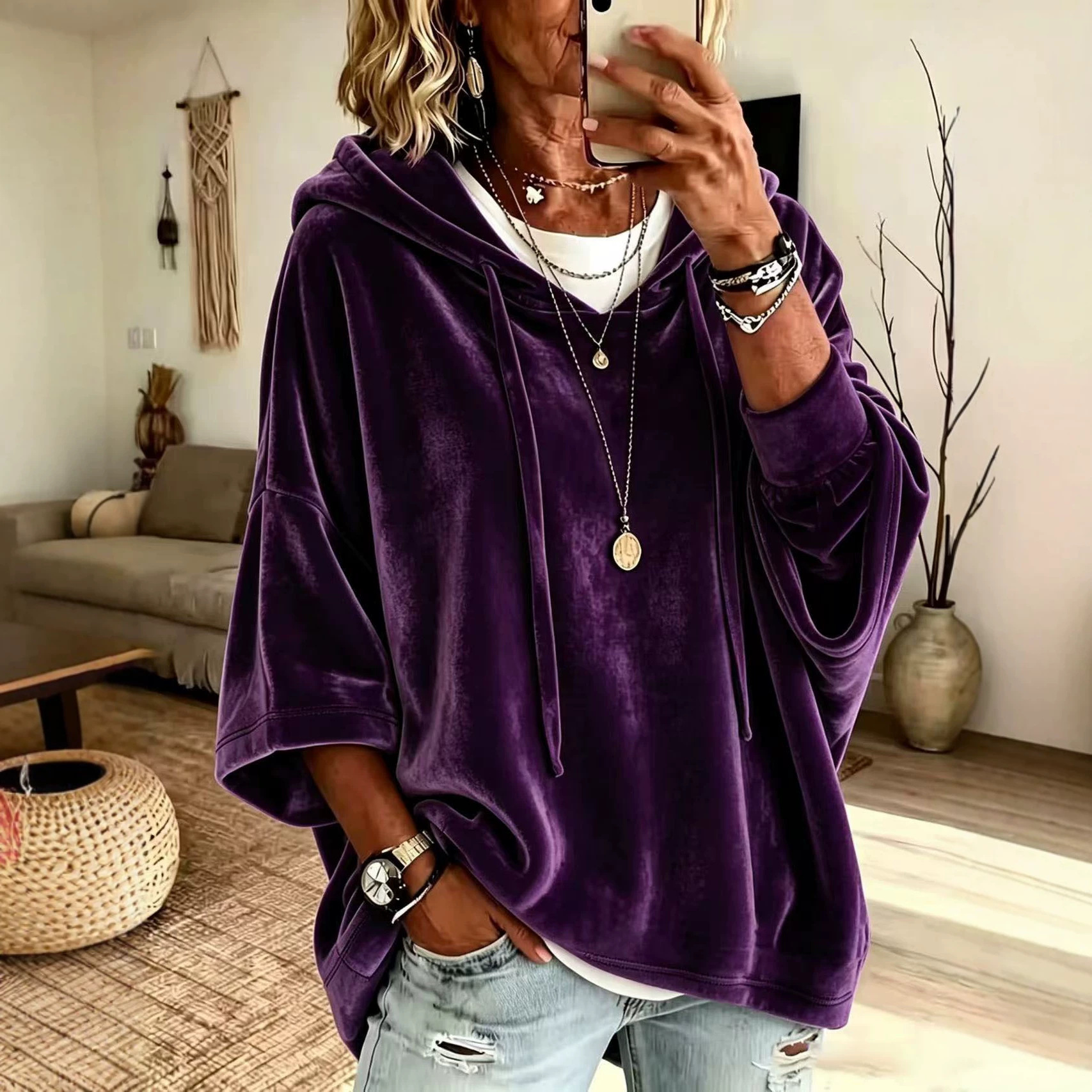 Women's Solid Velvet Hooded Sweatshirt