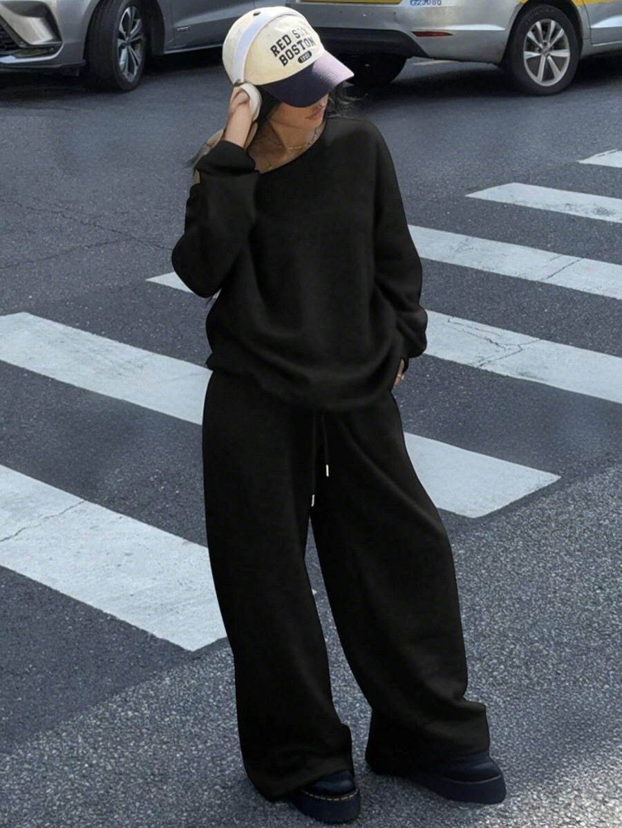 Women's Casual Crewneck Sweatshirt and Pants Set Solid Color Loose Fit