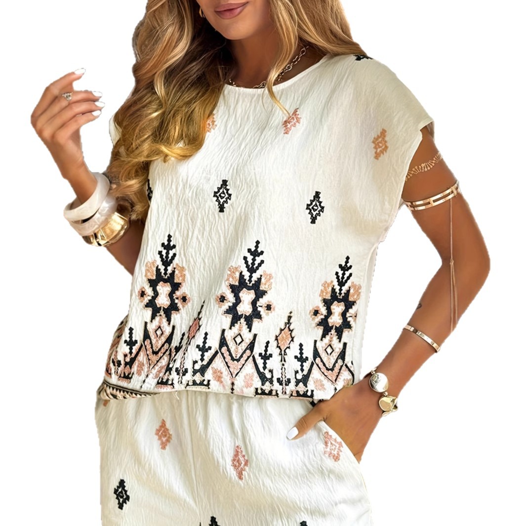 Women's Short Sleeve T-Shirt and Pants Set with Print