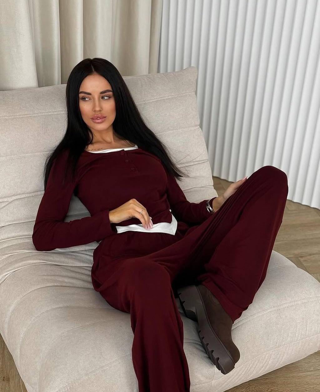 Women's Solid Color Long Sleeve Faux Two-Piece T-Shirt and Pants Set Casual Two-Piece Outfit