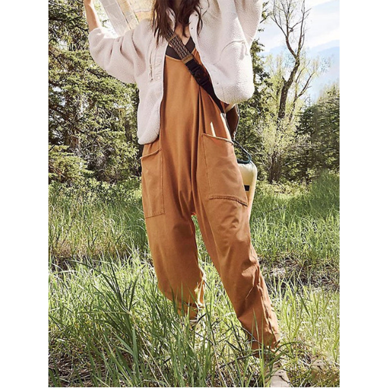 Women's Sleeveless Zip Pocket Jumpsuit with Spaghetti Straps