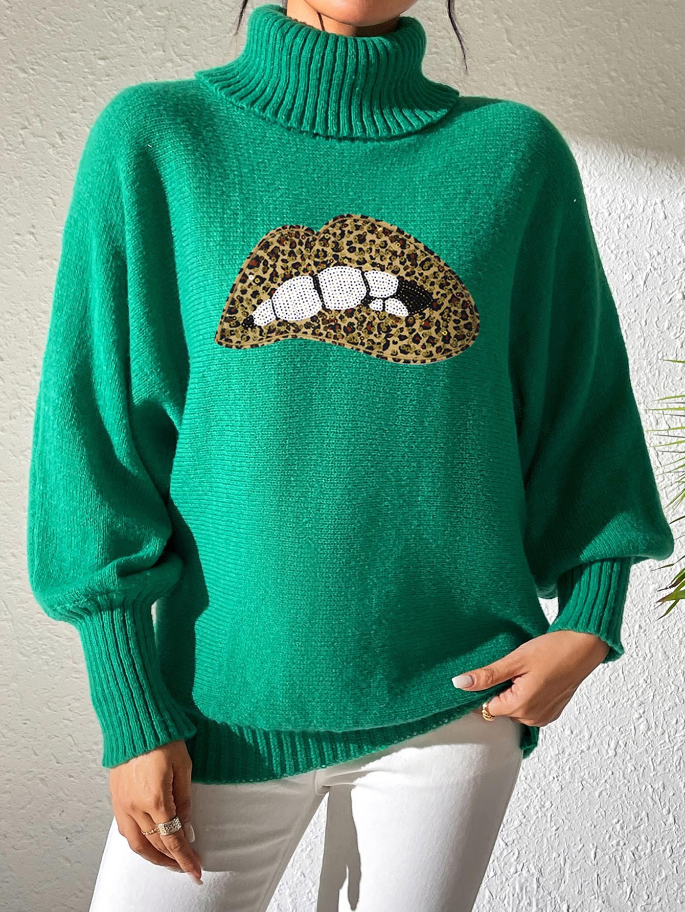 Women's Sequin Embroidered Cartoon Lips Turtleneck Pullover Sweater