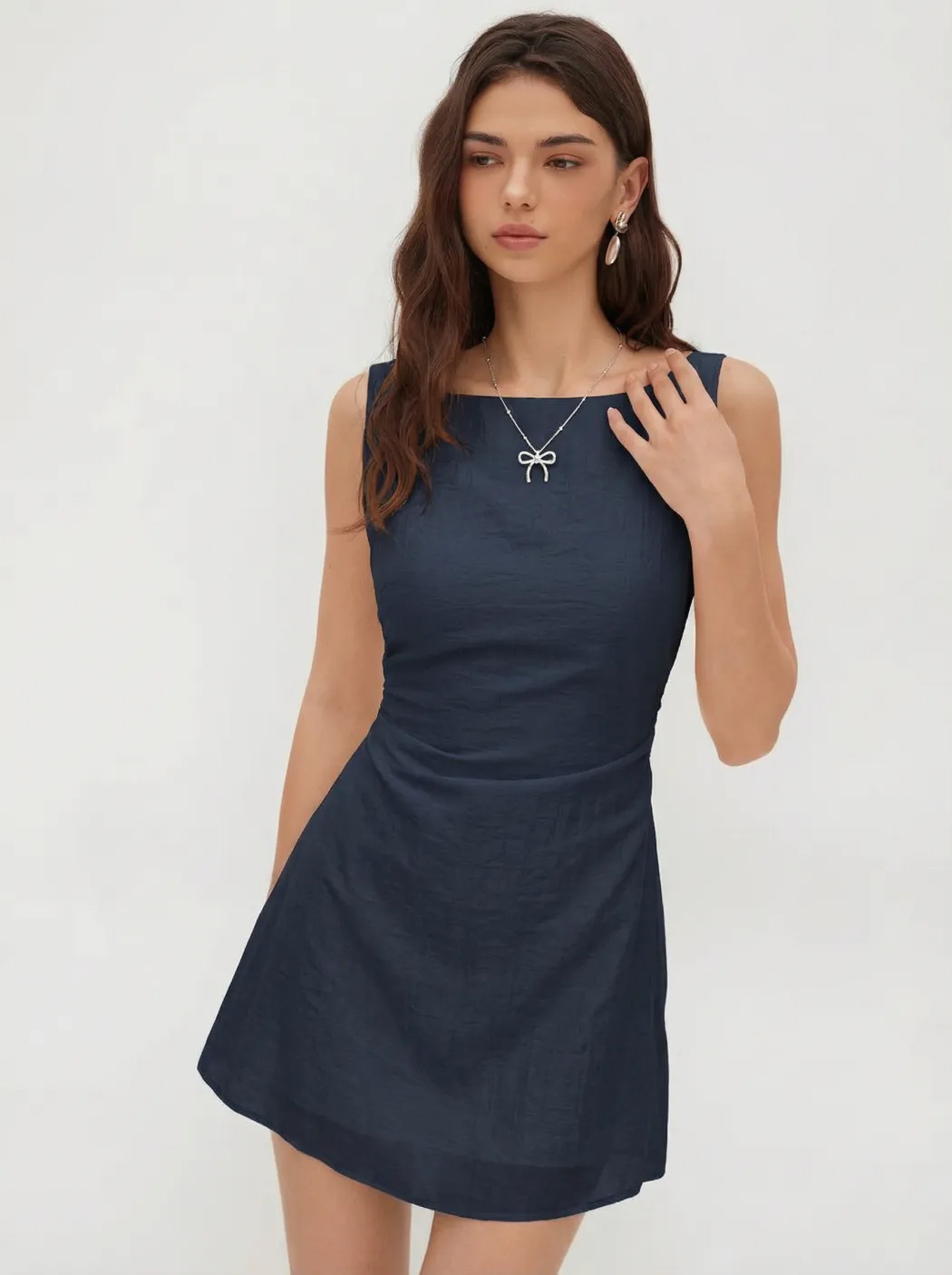 Women's Sleeveless Open-Back Bow A-Line Mini Dress