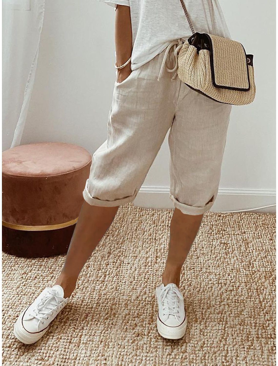 Women's Cotton-Linen Blend Elastic Waist Casual Shorts with Pockets