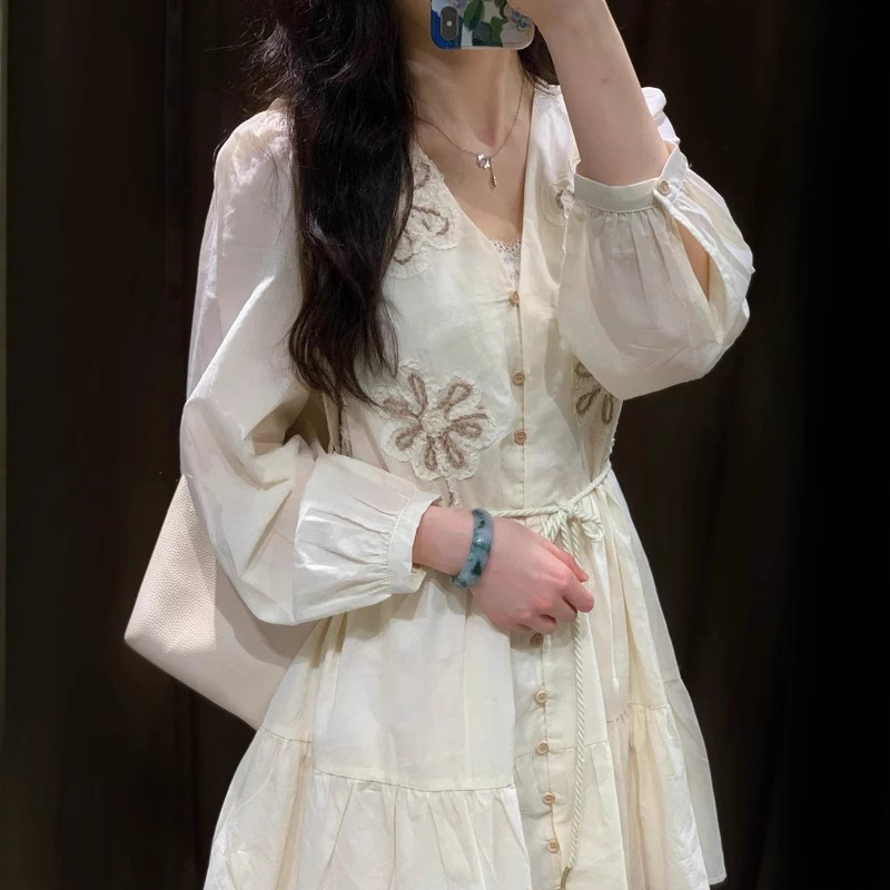 Women's Summer Floral Embroidered Long Sleeve Waist-Cinched Midi Dress