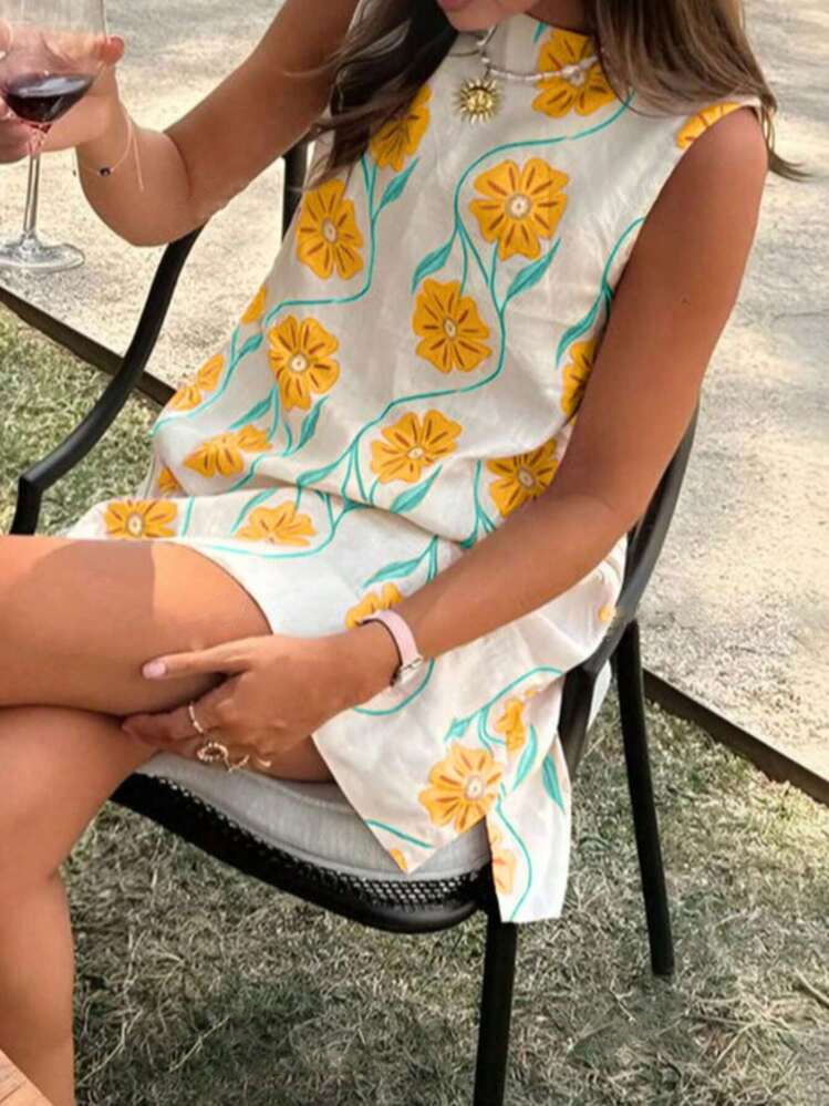 Women's Sleeveless Round Neck Floral A-Line Dress