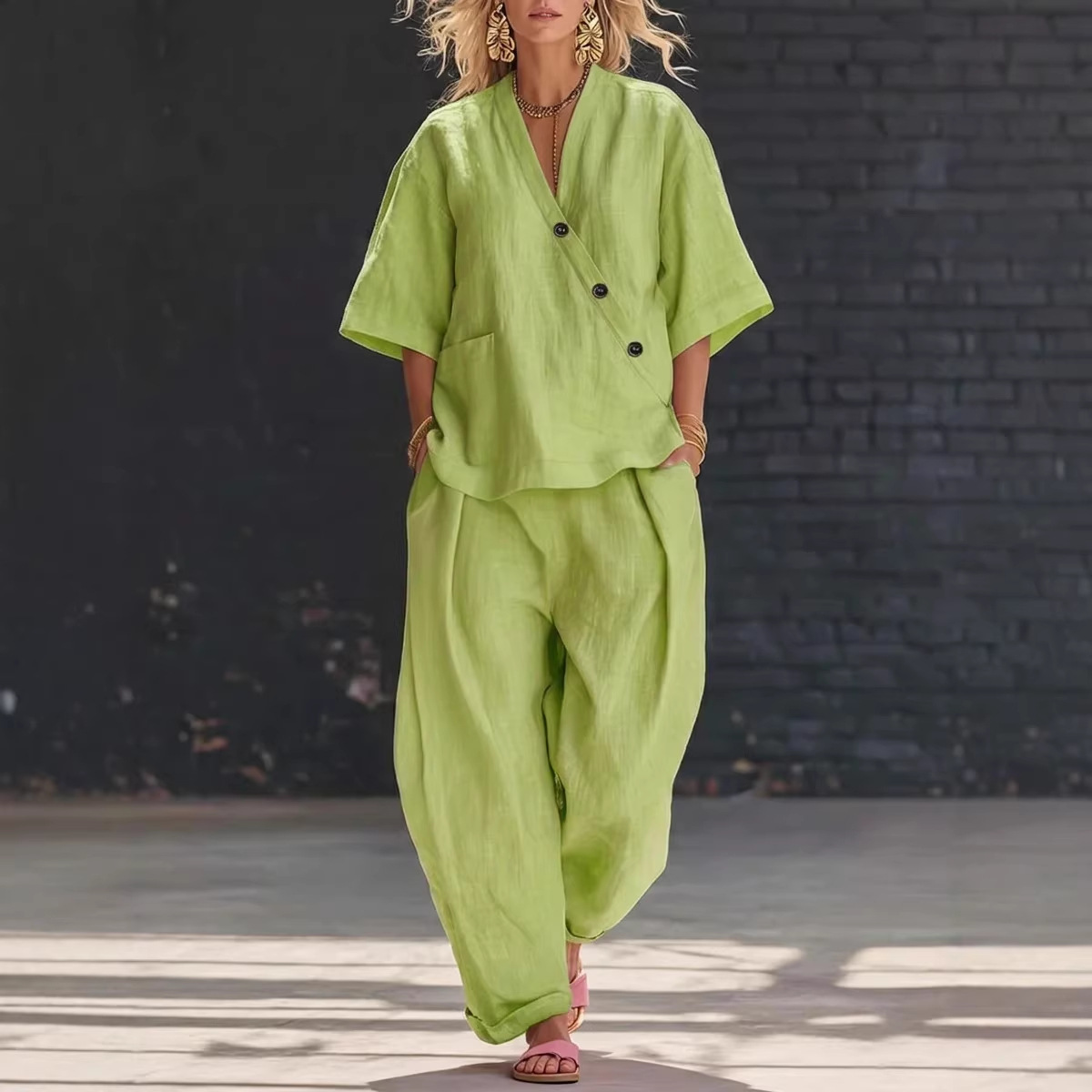 Women's Casual Solid V-Neck Short Sleeve Top and Pants Two-Piece Set